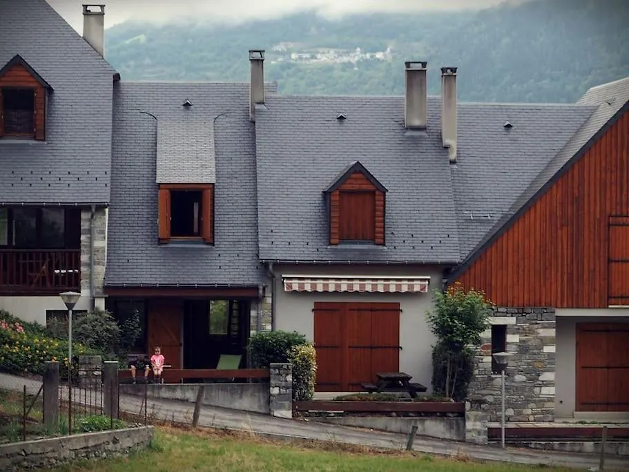 Chalet De Charme A Saint Lary - Vignec 0*,  France